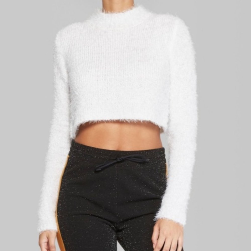 Wild Fable - White Fuzzy Crop Top - S